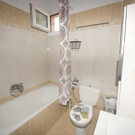 Apartment Annas & Konstantinos *